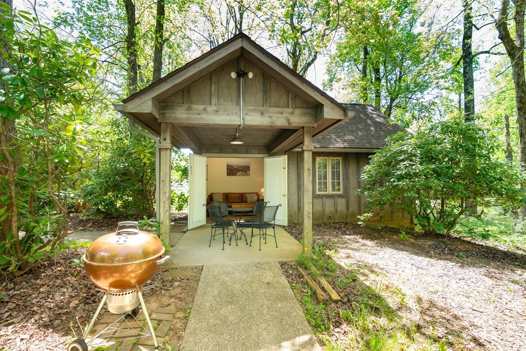 Love Ridge Mountain Lodging Lyndhurst Exterior foto